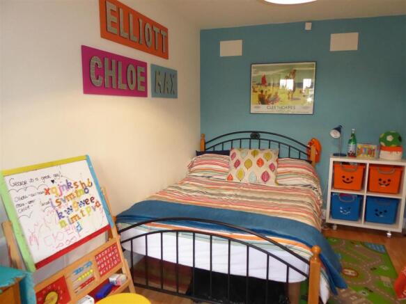 BEDROOM 3