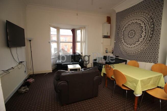 5 bed Terraced to rent Image 10