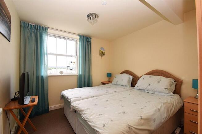 2 bed Apartment for sale Image 8