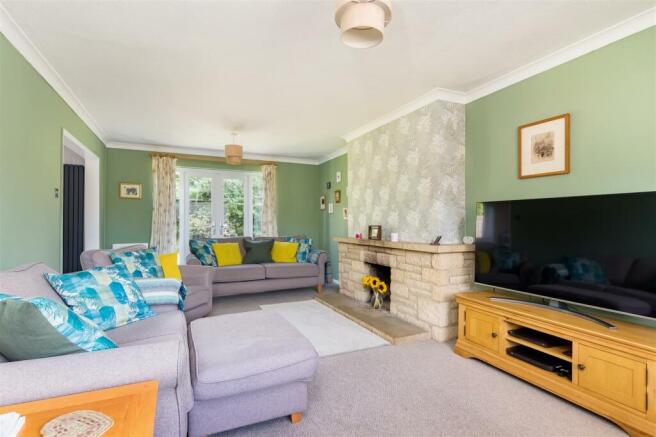 8 Dorington Court 13.jpg