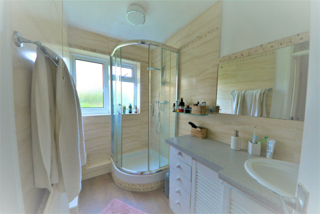 Shower room.png