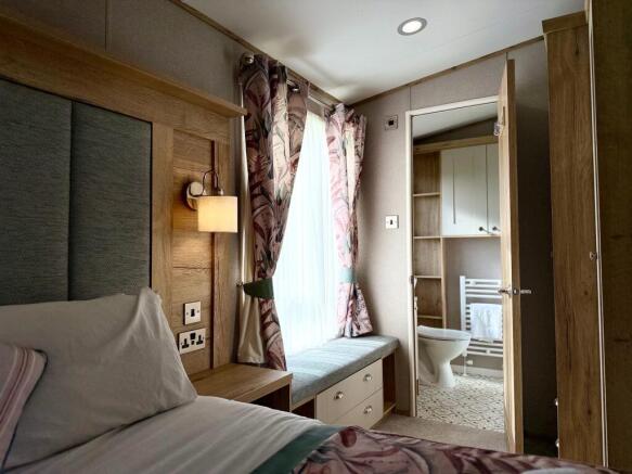 2 bed Lodge for sale Image 8