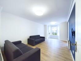 Flat 2, 76, Mcdonald Road, Broughton, Edinburgh EH7 4NT