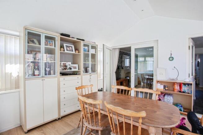 3 bed Detached for sale Image 7