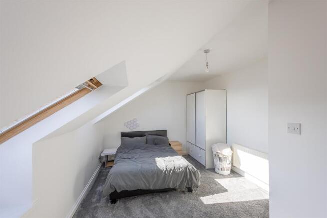 5-bed flat on Wolseley Gardens, Jesmond Vale, Newcastle upon Tyne, £235,000