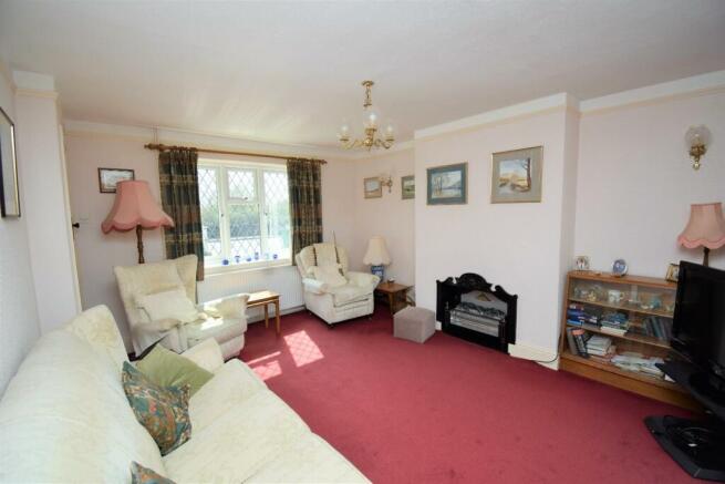Living Room.jpg