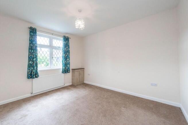 2 bed Detached Bungalow for sale Image 7