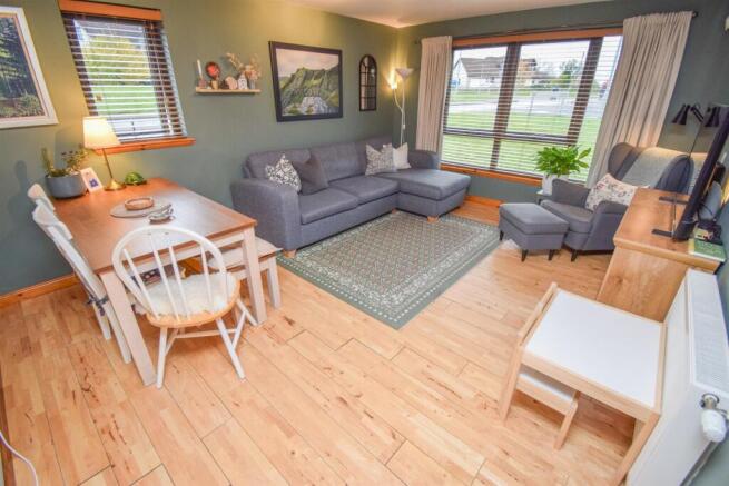 LOUNGE-DINING ROOM-2.jpg