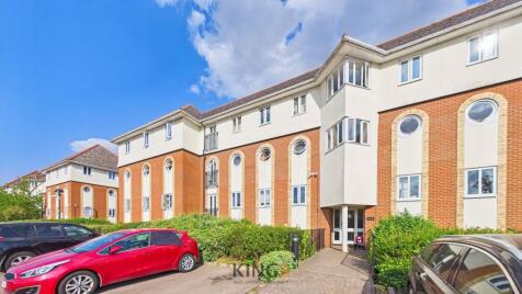 Walsingham Close, Hatfield, AL10