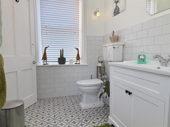 2 bed Terraced for sale Image 11