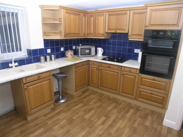 BREAKFAST KITCHEN