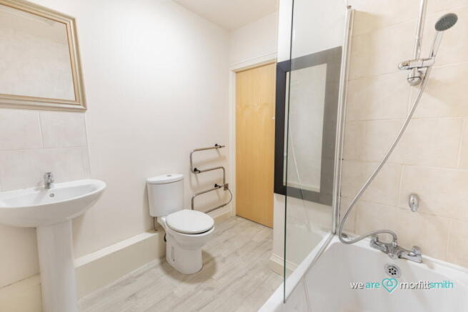 1 bed Apartment to rent Image 5