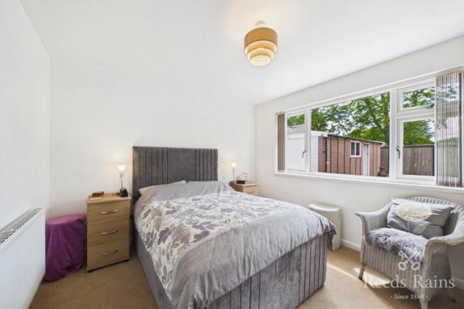 2 bed Bungalow for sale Image 8