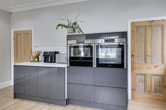 3 bed Detached for sale Image 6