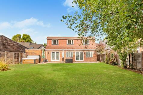 Woodside Road, Winkfield, Windsor, Berkshire