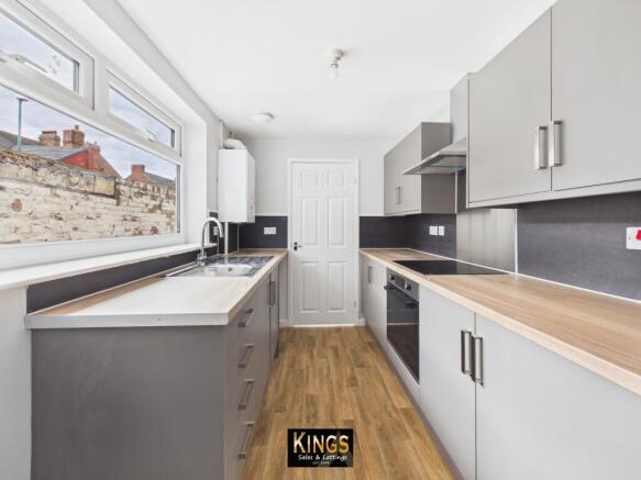 2 bed Terraced for sale Image 6