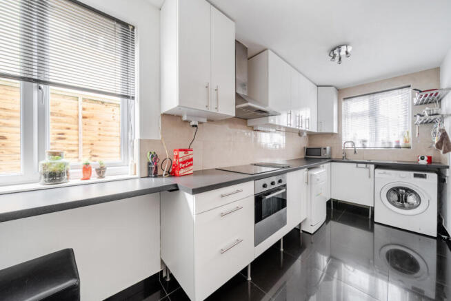 1393192-10-694287...