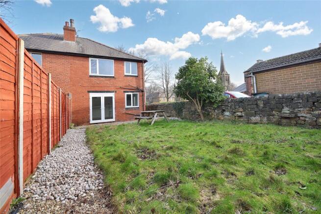 3 bed Semi-Detached to rent Image 11