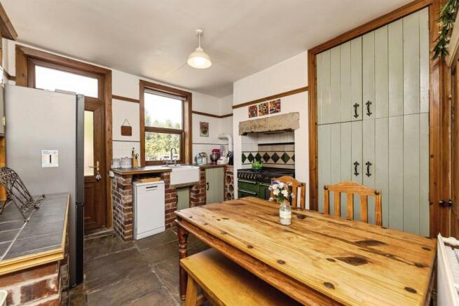 2 bed Terraced for sale Image 9