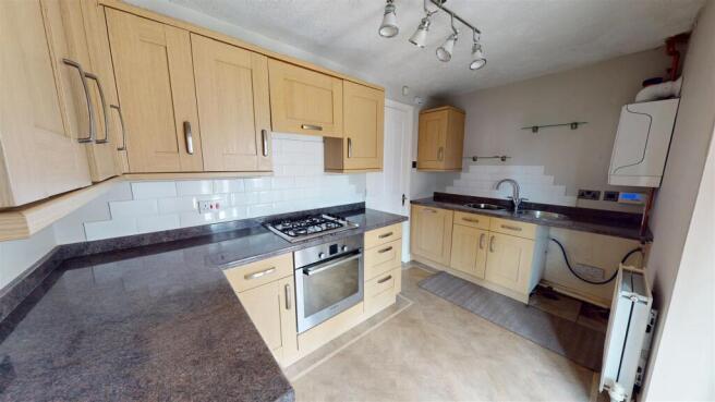 2 bed Semi-Detached for sale Image 4