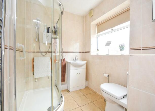 10 Wombourne Road - Shower Room.jpg