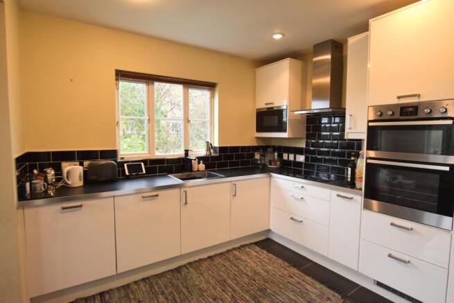 24 Blanchland Circle kitchen 2