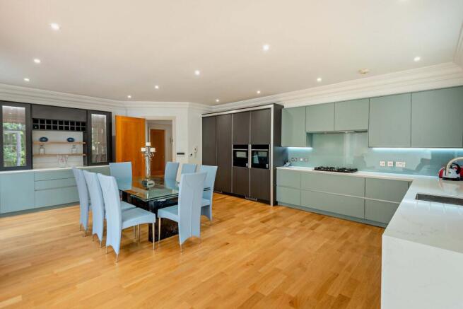 Kitchen/Dining Room