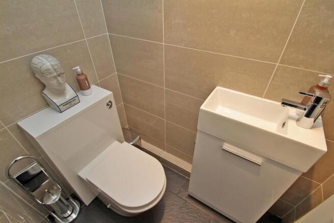 GROUND FLOOR WC.jpg