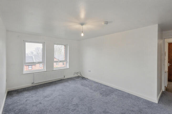 Flat 17, St Johns Court, Sholebrook Avenue, Leeds, LS7 3HD