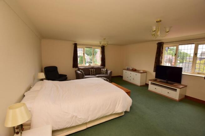 Bedroom 2[Games Room