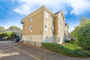 34, Scholars Court, Northampton NN1 1DQ