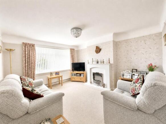 Haddon Drive, Pensby, Wirral, CH61 photo 4