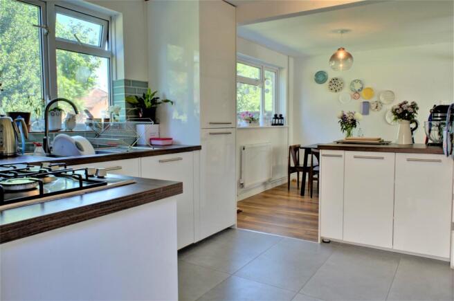 Kitchen (2)