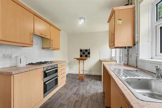 Kitchen_1.jpeg