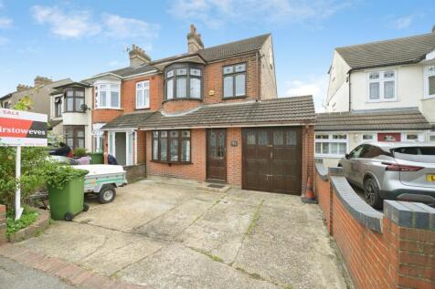 Collier Row Lane, Romford, RM5