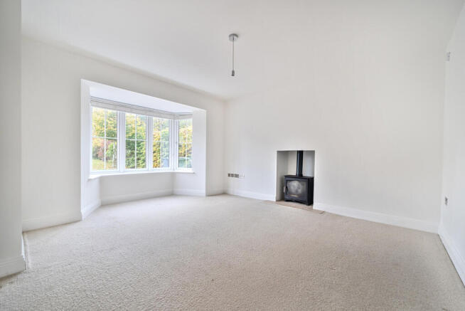 1372384-15-68f907...