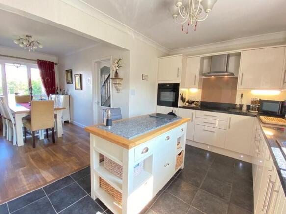 Open Plan Kitchen/ Dining Room