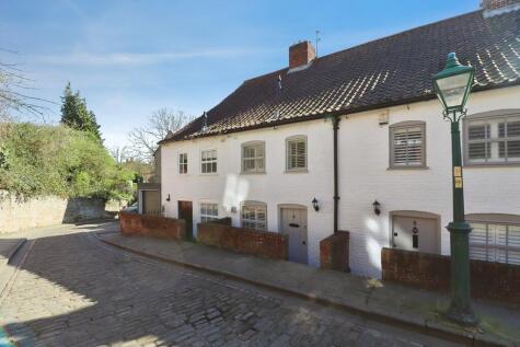 Danes Cottages, Lincoln