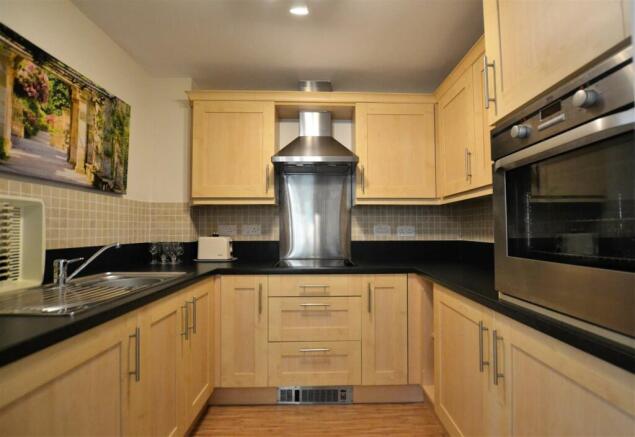 Kitchen.JPG