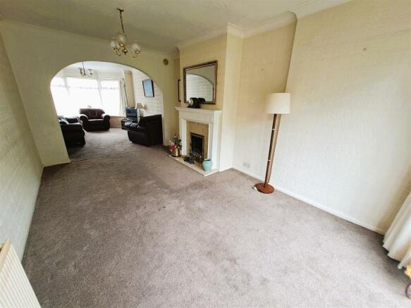 Extended Through Lounge