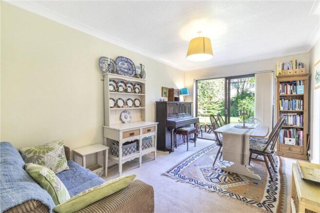 Sitting/Dining Room