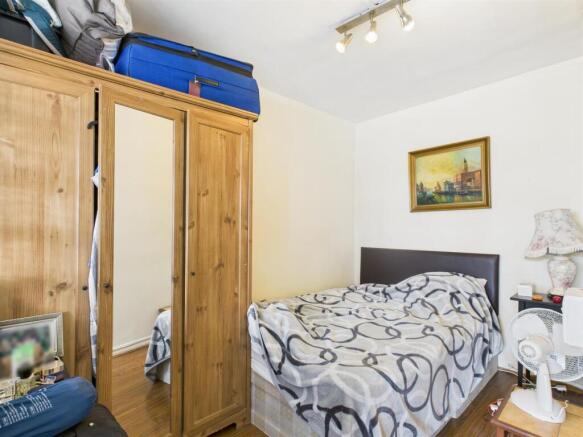 Abberton, Prospect Road, Woodford Green, IG8 photo 4