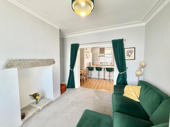 2 bed Terraced for sale Image 9