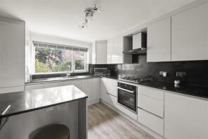 Flat 1, Beaufort House, The Farmlands, Northolt UB5 5EJ
