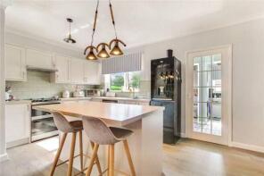 6, Shaddick Road, Reydon IP18 6PJ