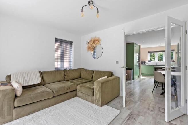 3 bed Semi-Detached for sale Image 7