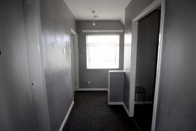 3 bed Semi-Detached for sale Image 10