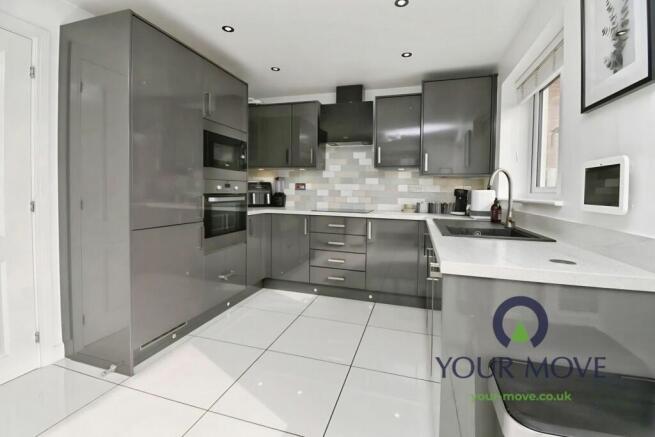 3 bed Detached for sale Image 3