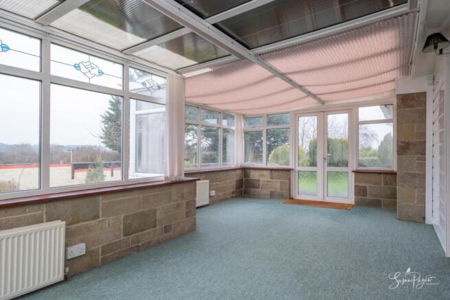 Entrance/Conservatory