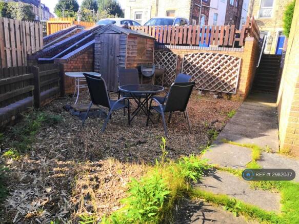 2 bed Semi-Detached to rent Image 10